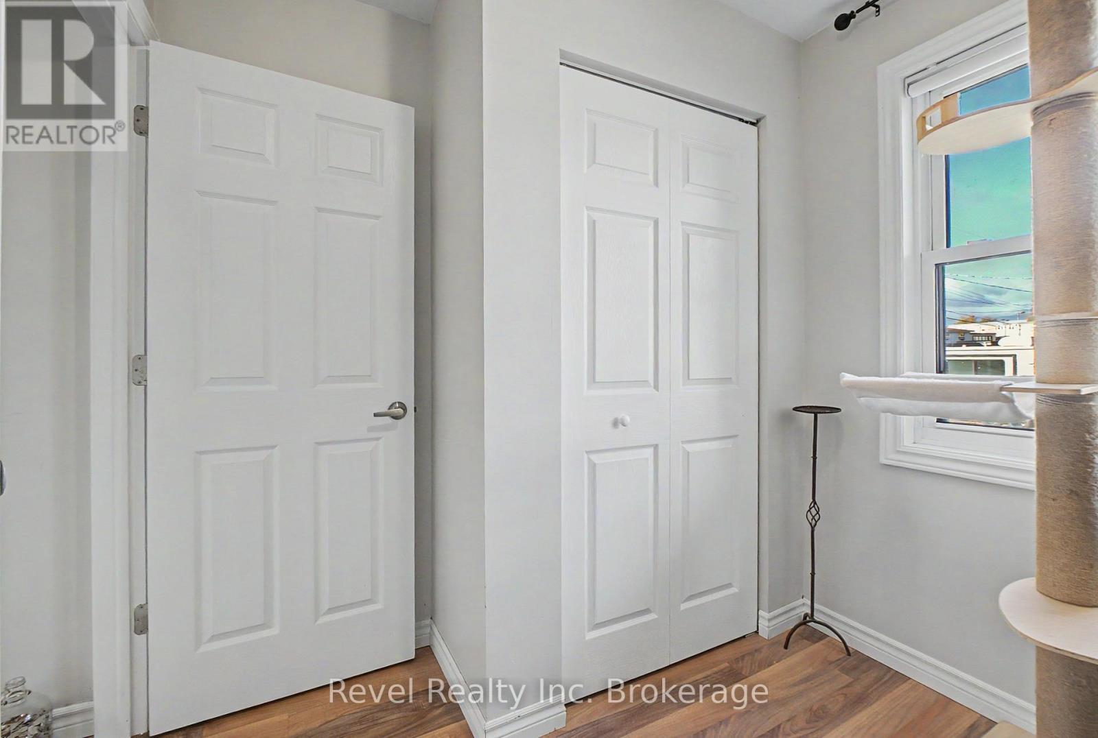 204 DELAWARE AVENUE - 21