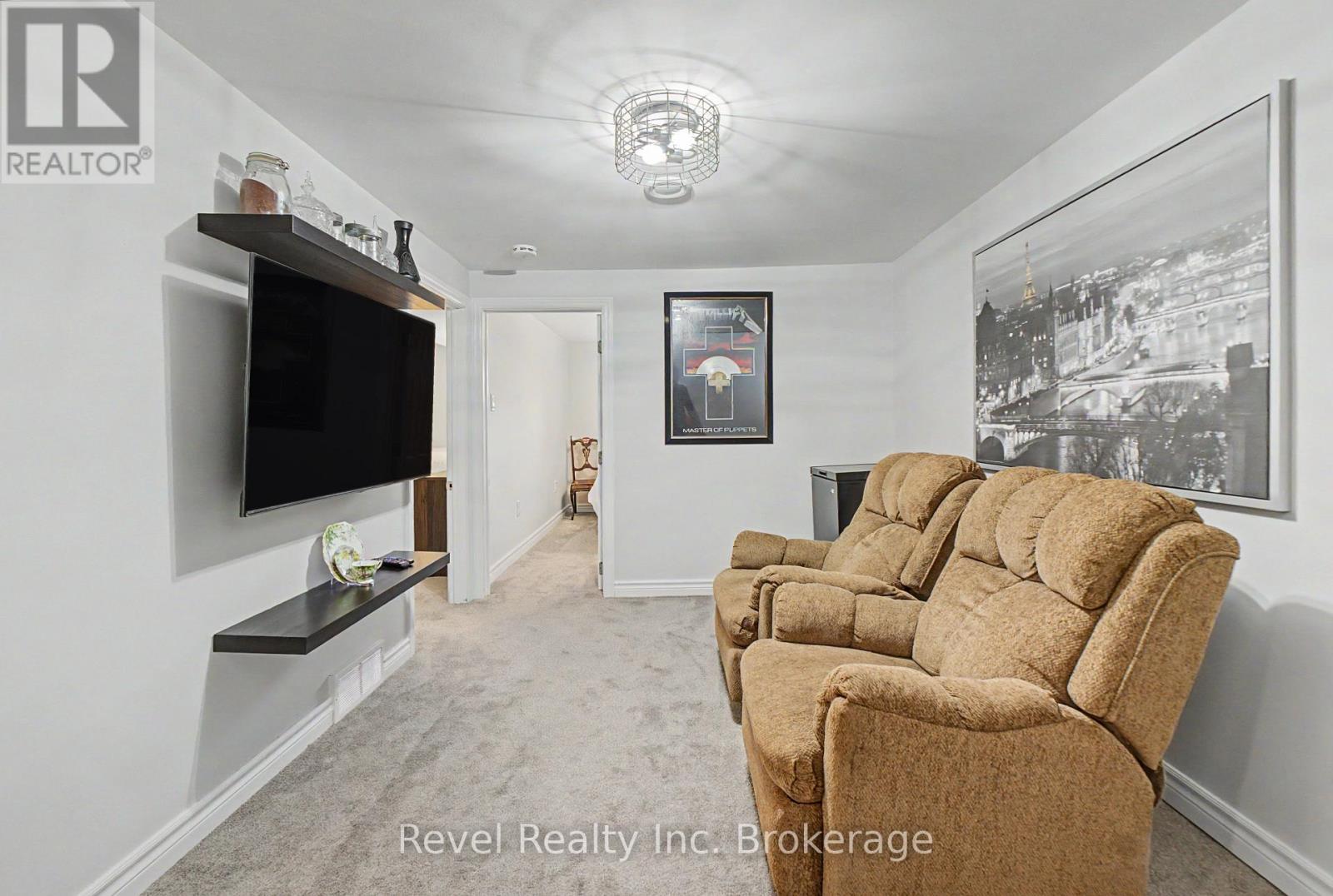 204 DELAWARE AVENUE - 22