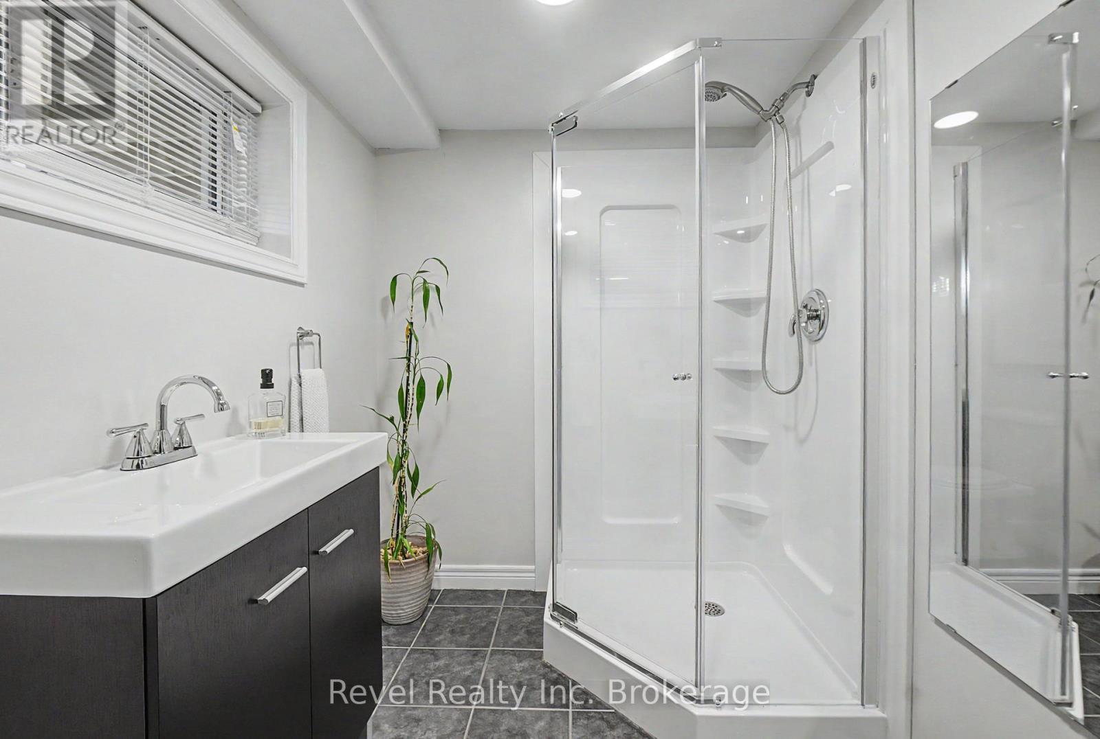 204 DELAWARE AVENUE - 29