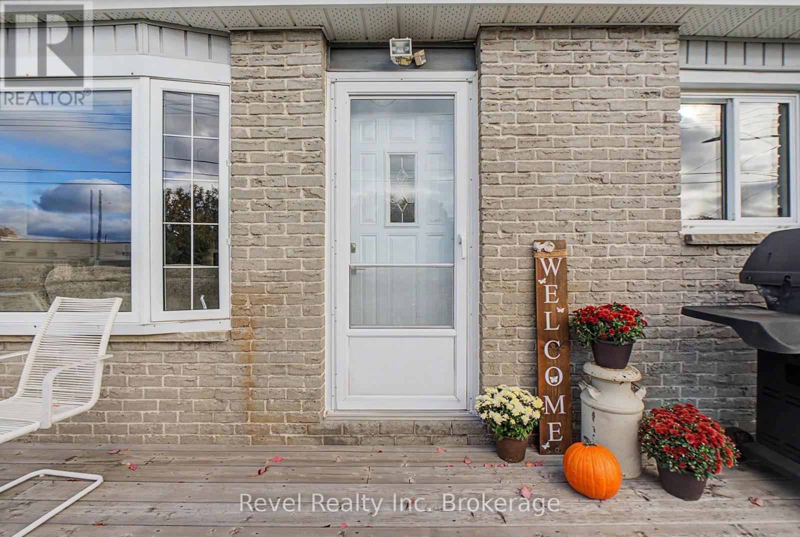 204 DELAWARE AVENUE - 32