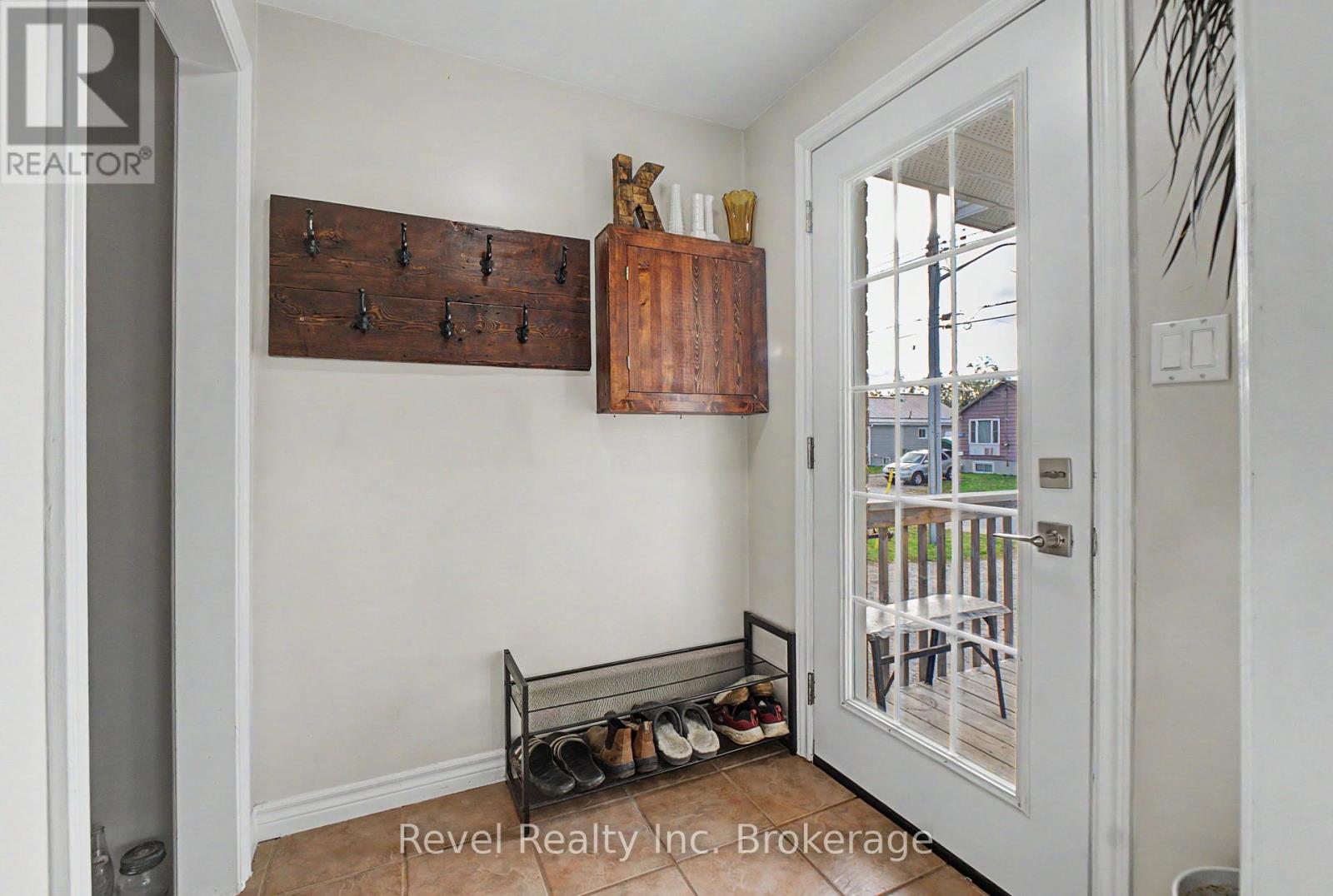 204 DELAWARE AVENUE - 4