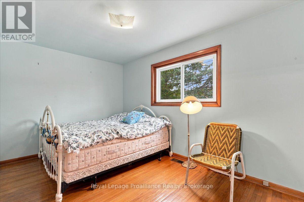 550 Victoria Avenue, Belleville, ON photo 12