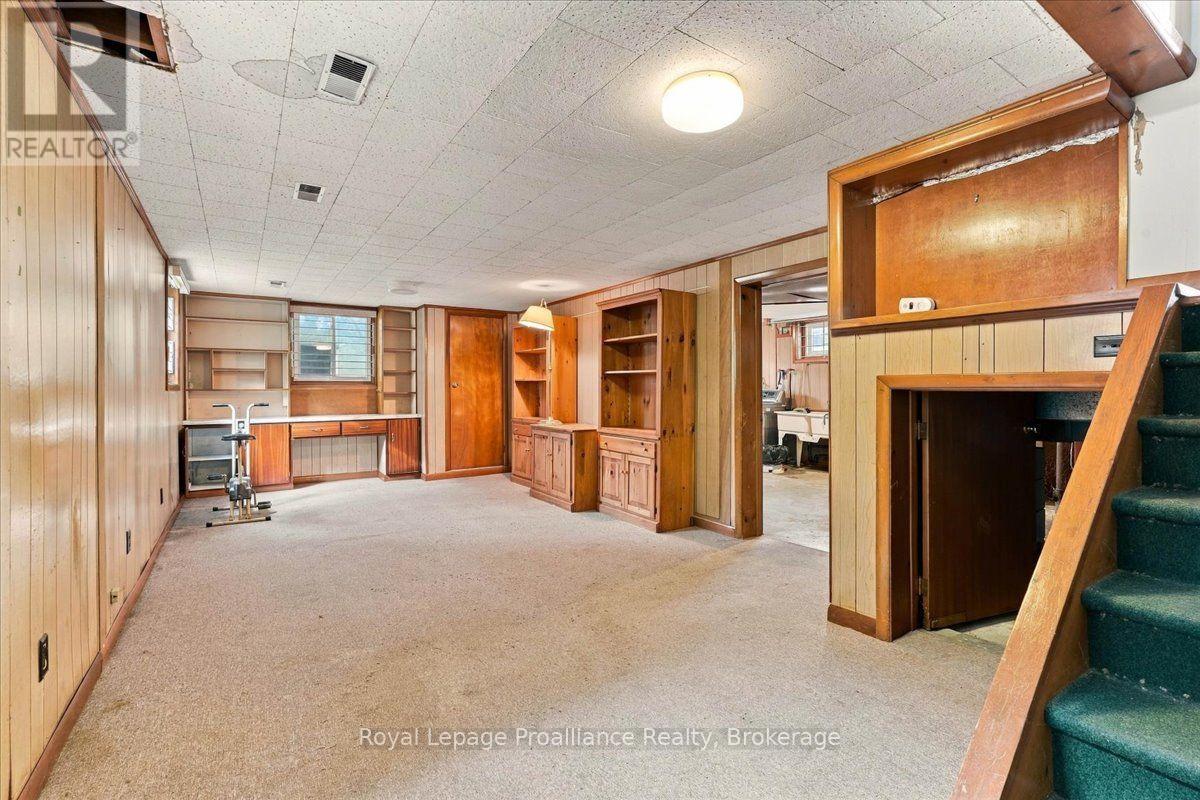 550 Victoria Avenue, Belleville, ON photo 19