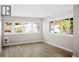 1413 Sunshine Coast Highway, Gibsons, BC V0N1V5 Photo 14