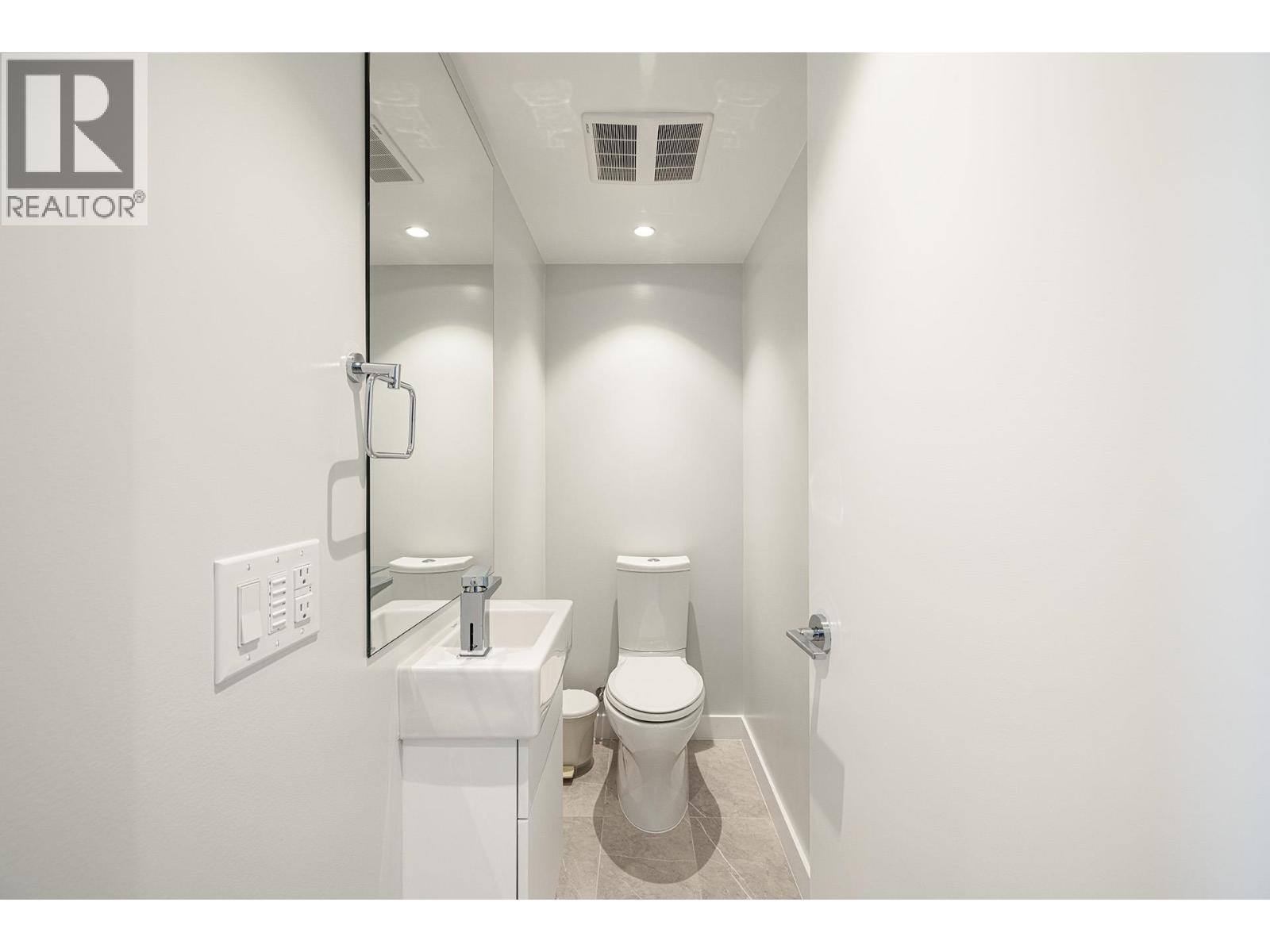 Th103 5370 CROOKED BRANCH ROAD, Vancouver - Image 1