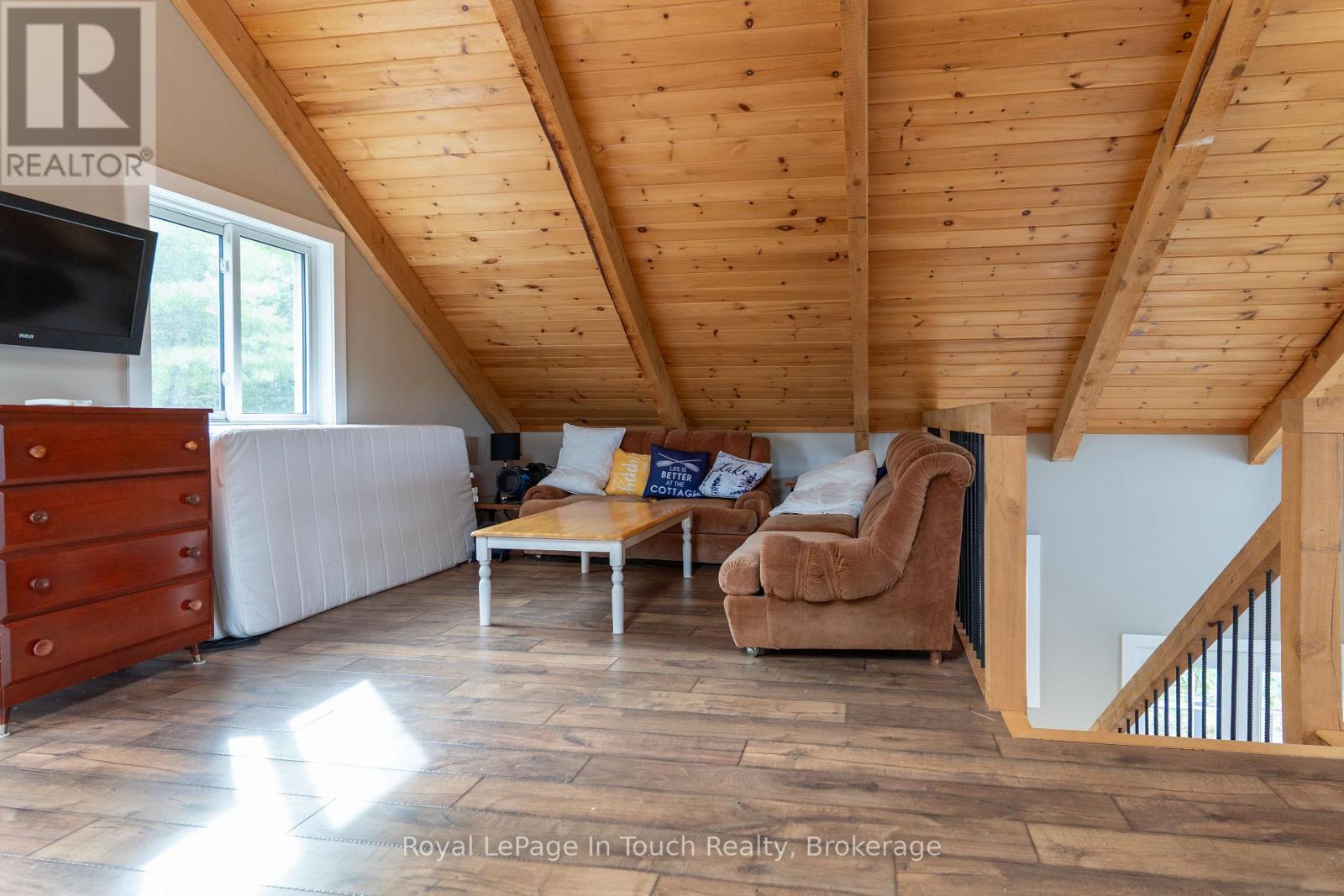 7772 ISLAND 1810/BONE ISLAND - Image 19