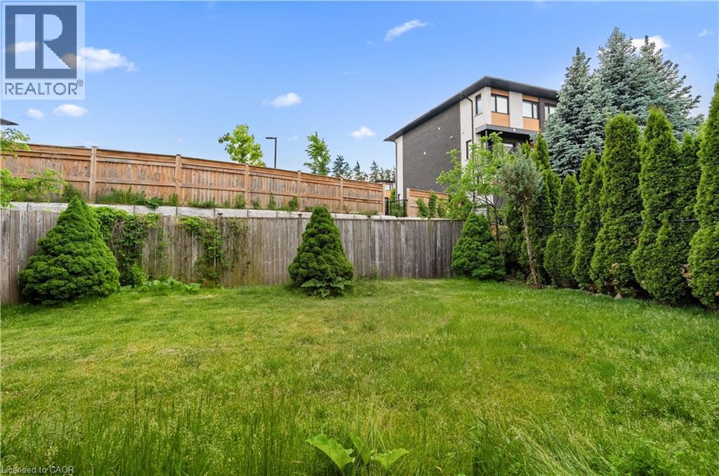 4 CLAIRFIELDS Drive W Unit# Basement — photo 3