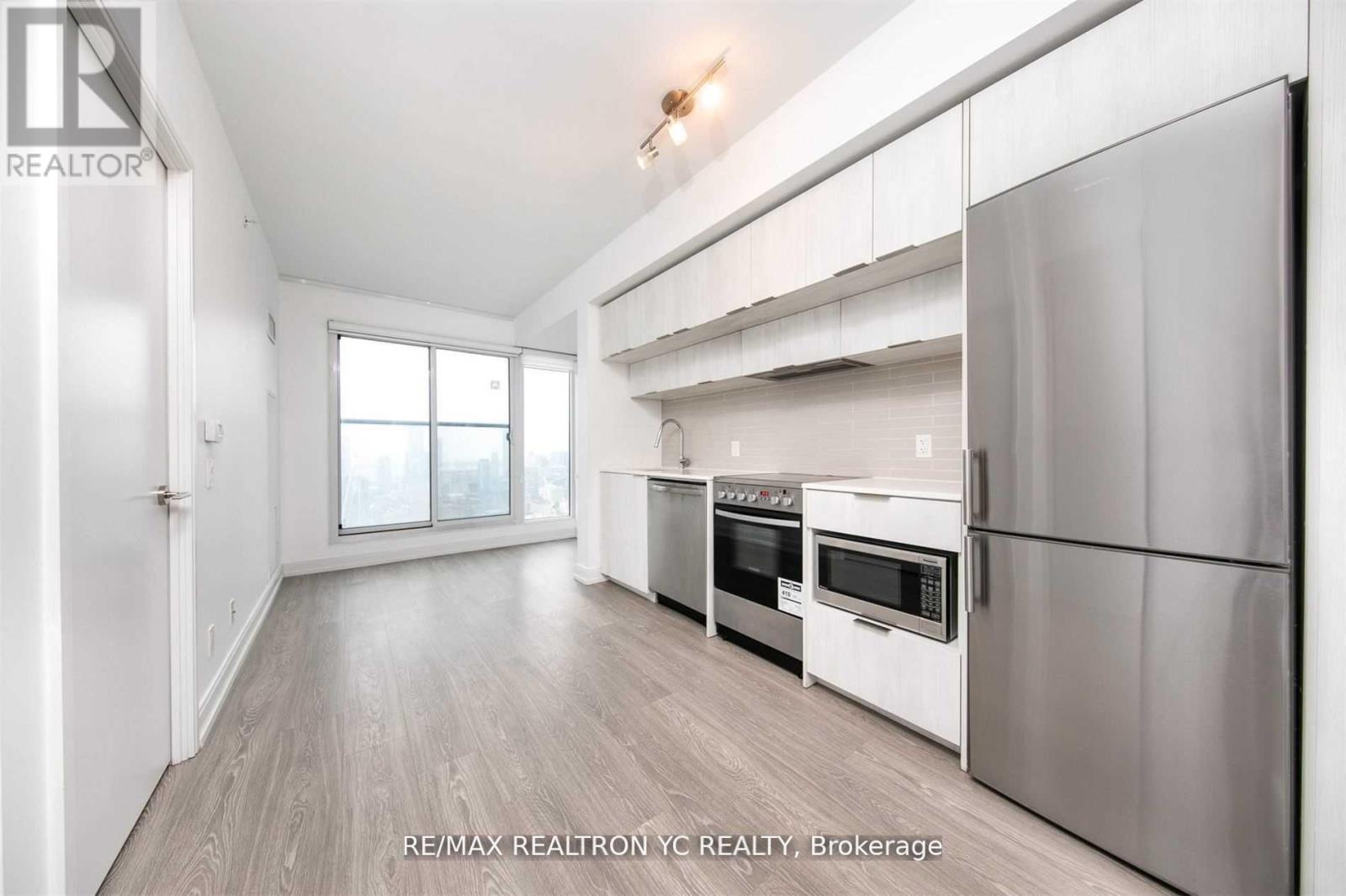 #4007 181 DUNDAS STREET E - 3