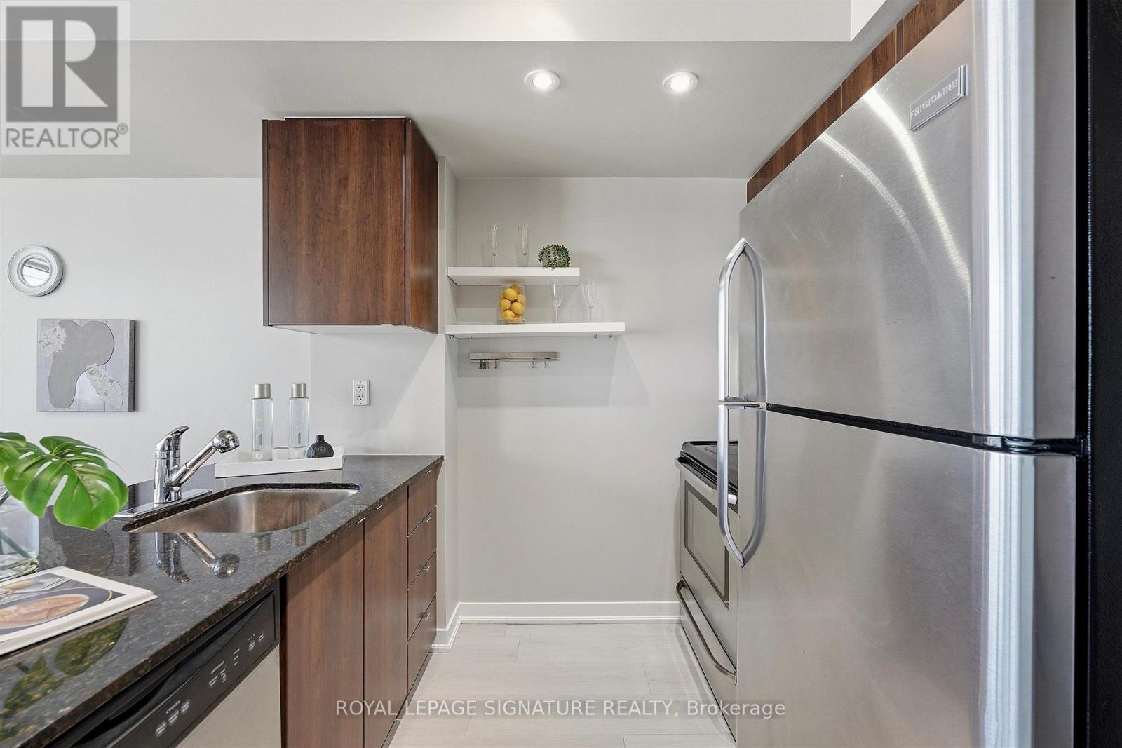 1010- 59 East Liberty Street, Toronto, ON photo 8