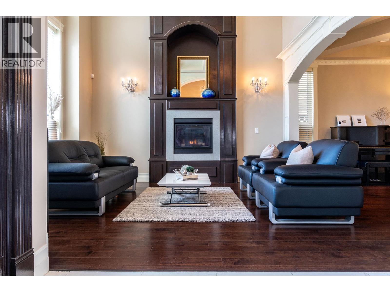 9028 PINEWELL CRESCENT, Richmond - Image 1