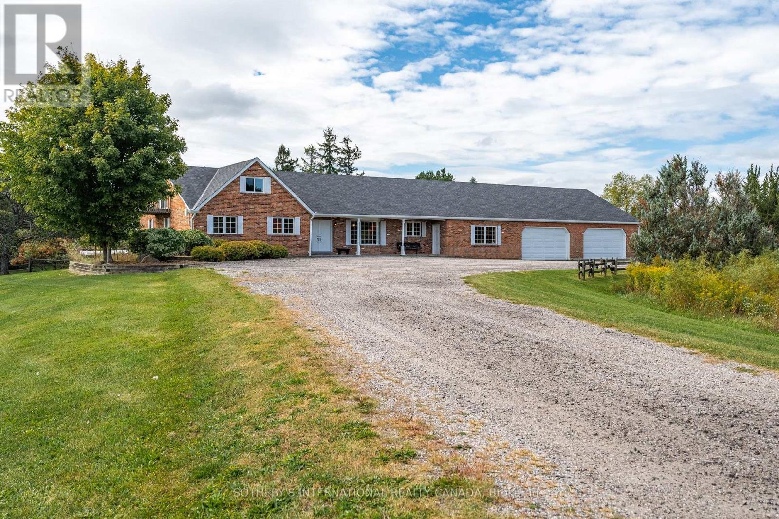 6055 17TH SIDE ROAD - 2