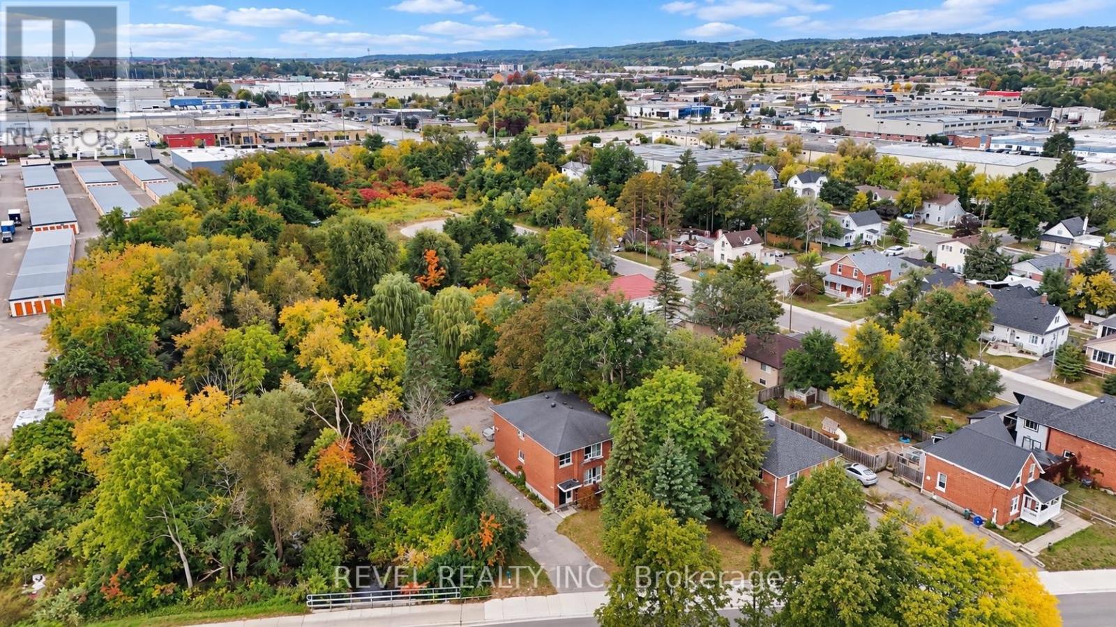 138 INNISFIL STREET - 10