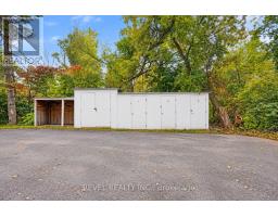 Primary Bedroom - 138 Innisfil Street, Barrie, ON L4N3E7 Photo 11