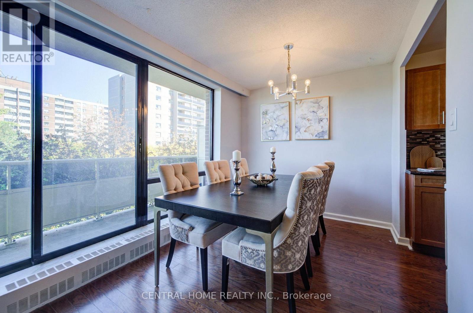 #504 921 MIDLAND AVENUE - 13
