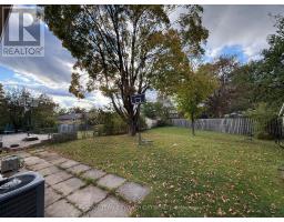 66 Ikley Road, Toronto, ON M3J1C6 Photo 9
