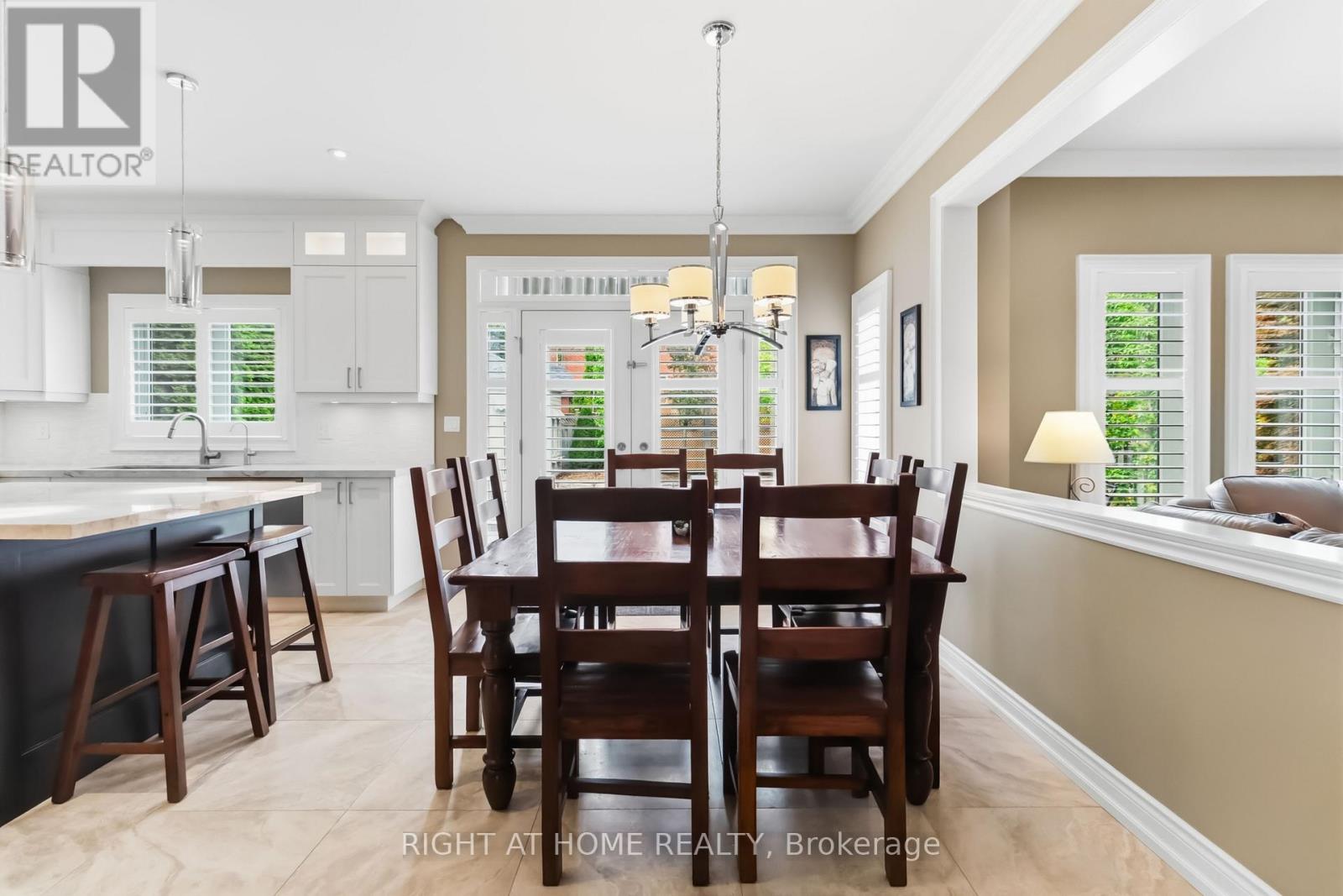 1213 Lindenrock Drive, Oakville, ON photo 10