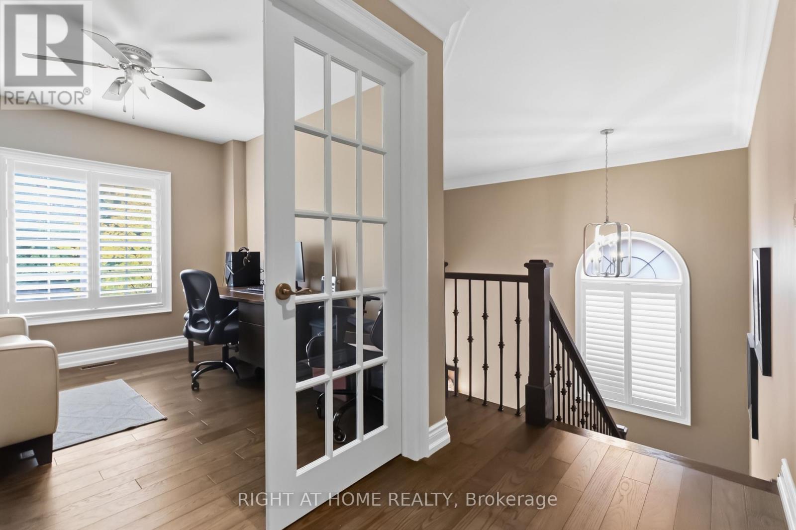 1213 LINDENROCK DRIVE - 21