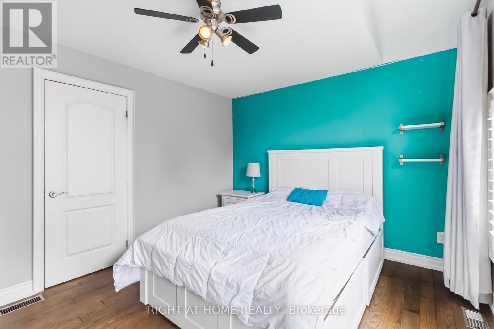 1213 Lindenrock Drive, Oakville, ON photo 24