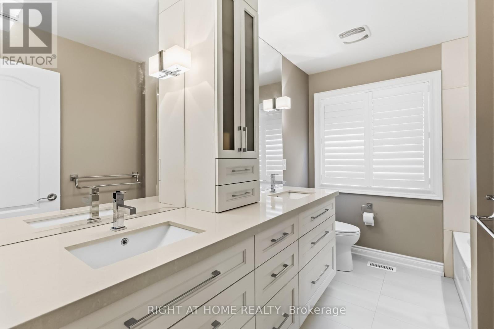 1213 LINDENROCK DRIVE - 26