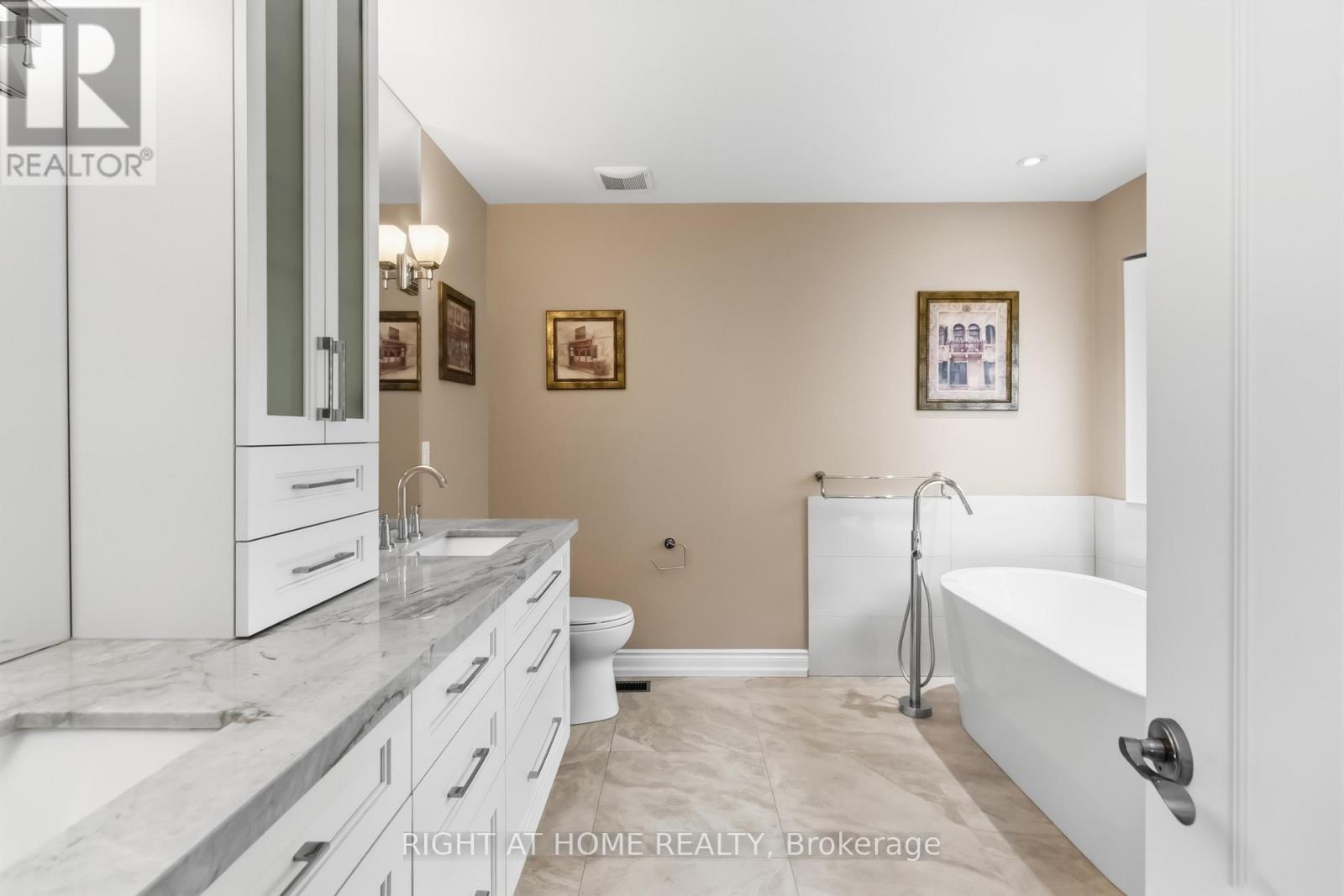 1213 LINDENROCK DRIVE - 34