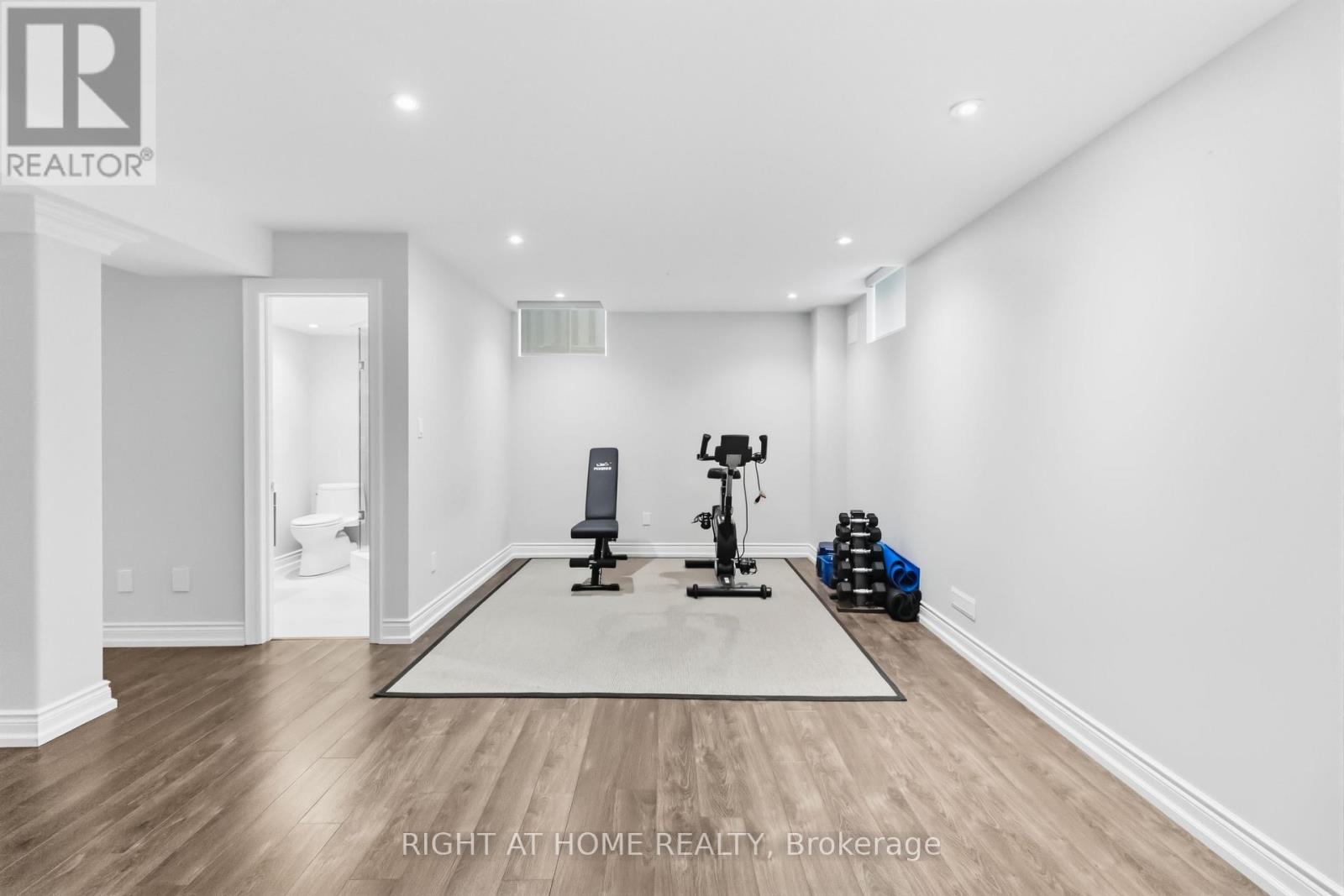 1213 LINDENROCK DRIVE - 40
