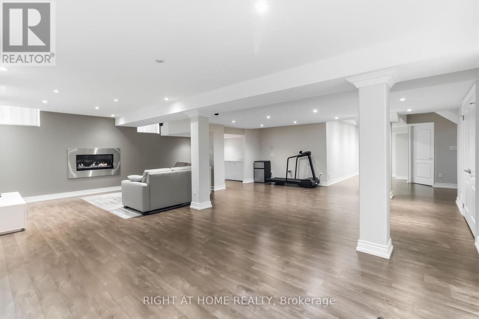 1213 Lindenrock Drive, Oakville, ON photo 41