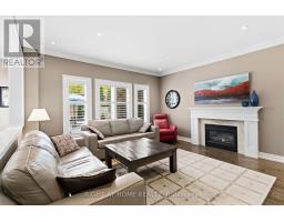 1213 Lindenrock Drive, Oakville, ON L6H6W2 Photo 16