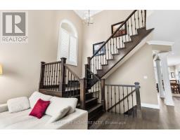 Laundry room - 1213 Lindenrock Drive, Oakville, ON L6H6W2 Photo 9