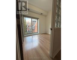 Upper Unit - 1090a Bloor Street W, Toronto, ON M6H1M6 Photo 10
