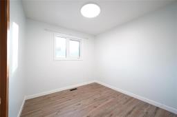1014 Fleming Avenue, Winnipeg, MB R2K1V8 Photo 9