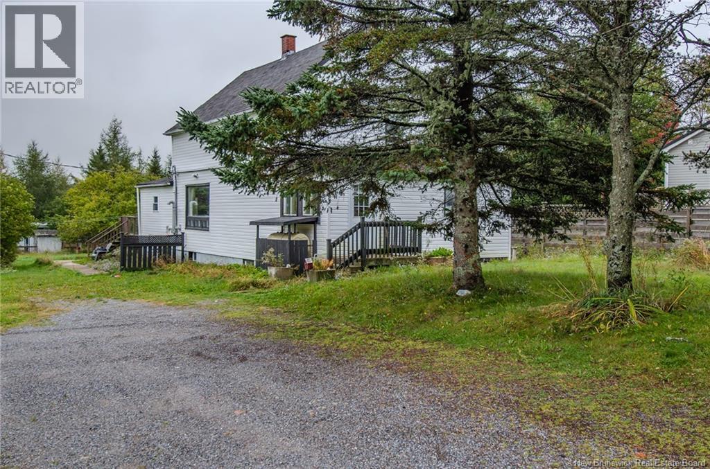 2740 Loch Lomond Road - Image 33