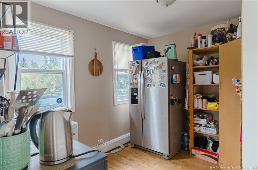 2740 Loch Lomond Road - 9