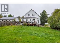 2740 Loch Lomond Road, photo 2