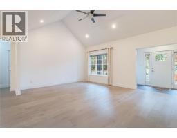 3800 Creekside Dr, Bowser, BC V0R1G0 Photo 16
