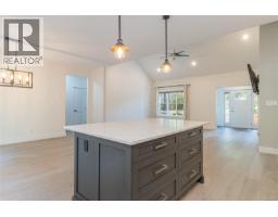 3800 Creekside Dr, Bowser, BC V0R1G0 Photo 24