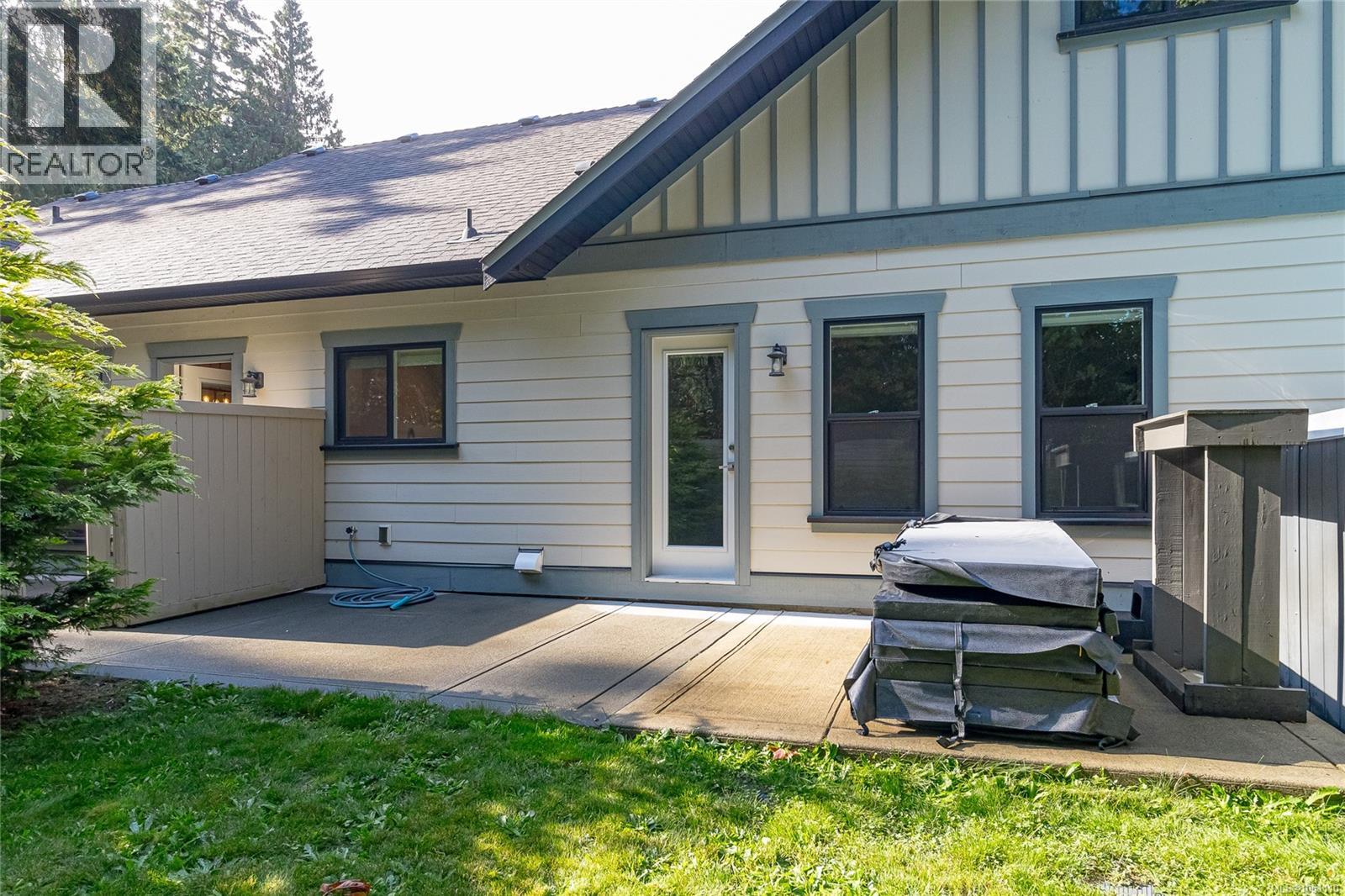 3800 Creekside Dr - 55