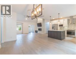 3800 Creekside Dr, Bowser, BC V0R1G0 Photo 20