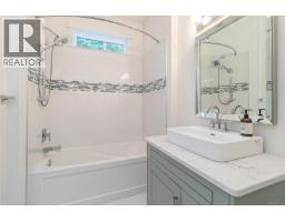 3800 Creekside Dr, Bowser, BC V0R1G0 Photo 31