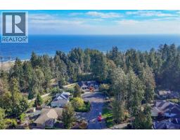 3800 Creekside Dr, Bowser, BC V0R1G0 Photo 62