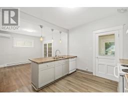 3pc Ensuite bath - 1684 Walnut Street, Halifax, NS B3H3S4 Photo 9