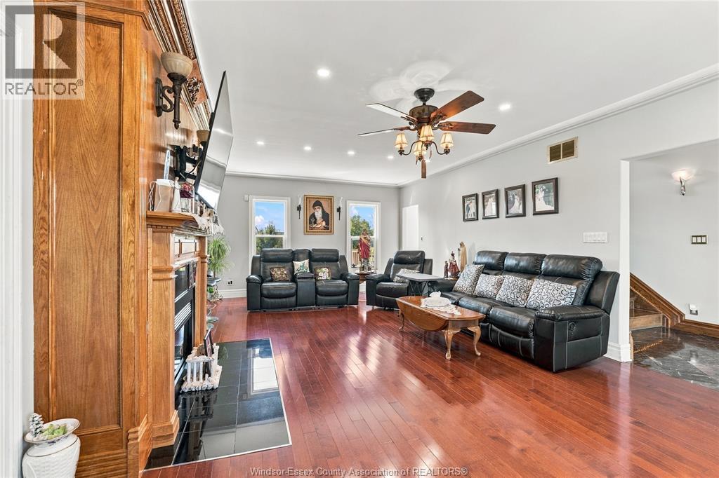 4765 HOWARD - Image 12