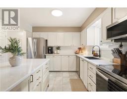 859 Chestnut Crescent, Greater Sudbury, ON P3A5G4 Photo 9