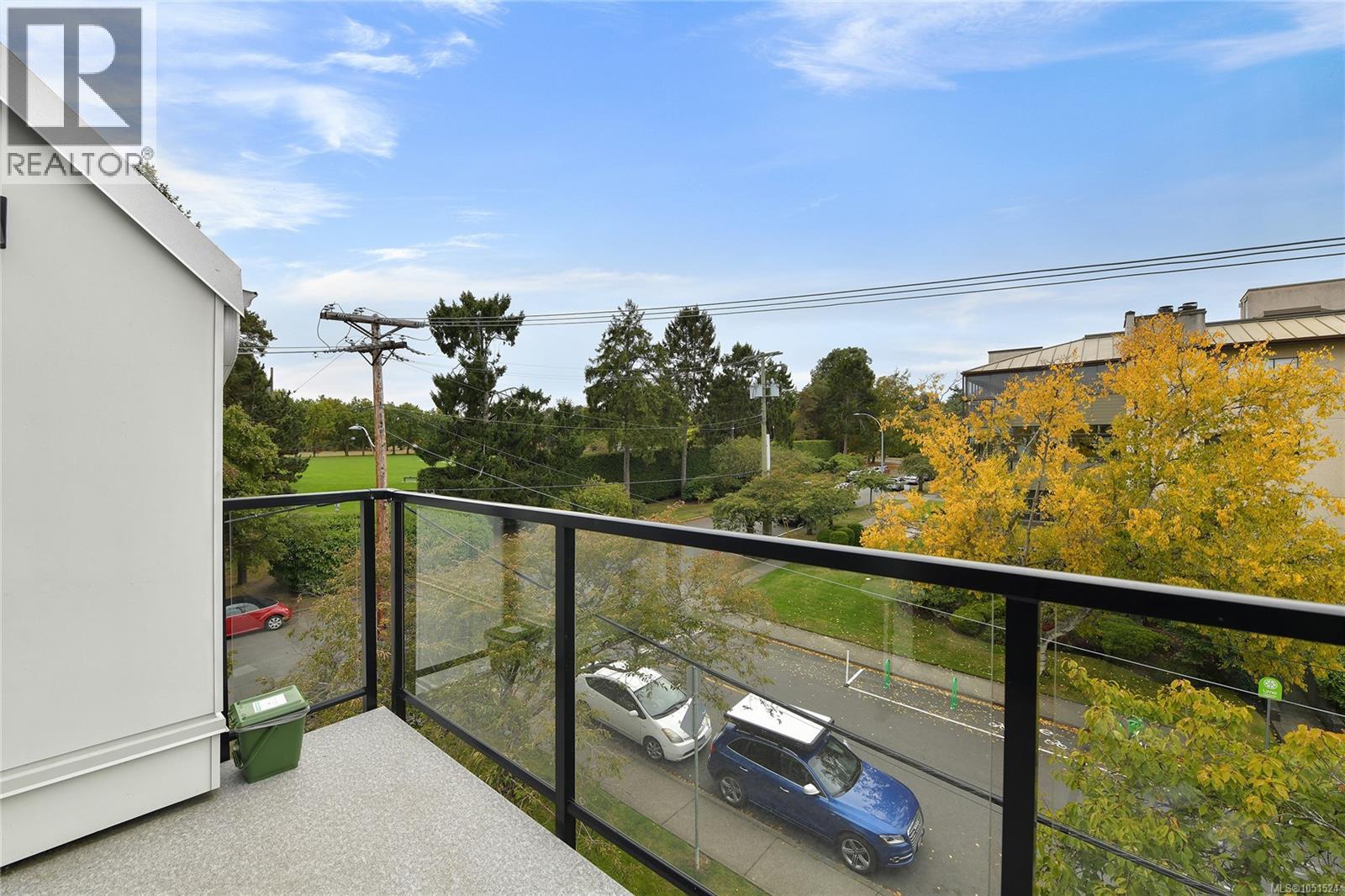 401 1000 Park Boulevard, Victoria