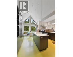 401 1000 Park Blvd, Victoria, BC V8V2T4 Photo 15