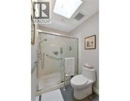 401 1000 Park Blvd, Victoria, BC V8V2T4 Photo 26