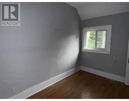 182-184 Woodward Ave, Sault Ste  Marie, ON P6A3T7 Photo 10