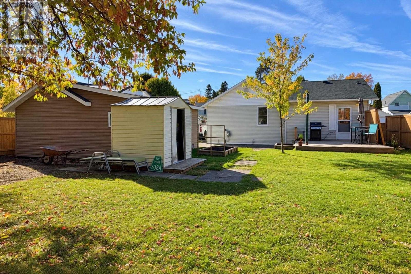 20 Gladstone AVE S - 21