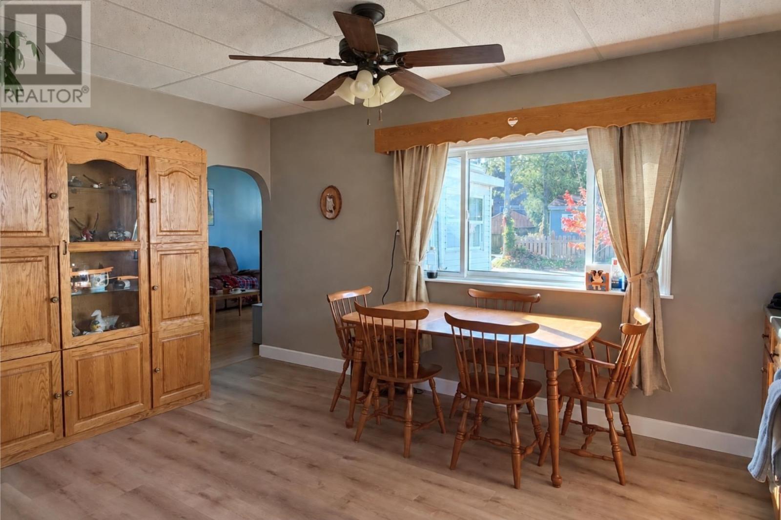 20 Gladstone AVE S - Image 6