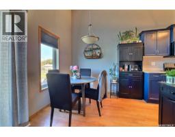 Dining nook - 276 Mount Royal Place, Regina, SK S4T7X9 Photo 6