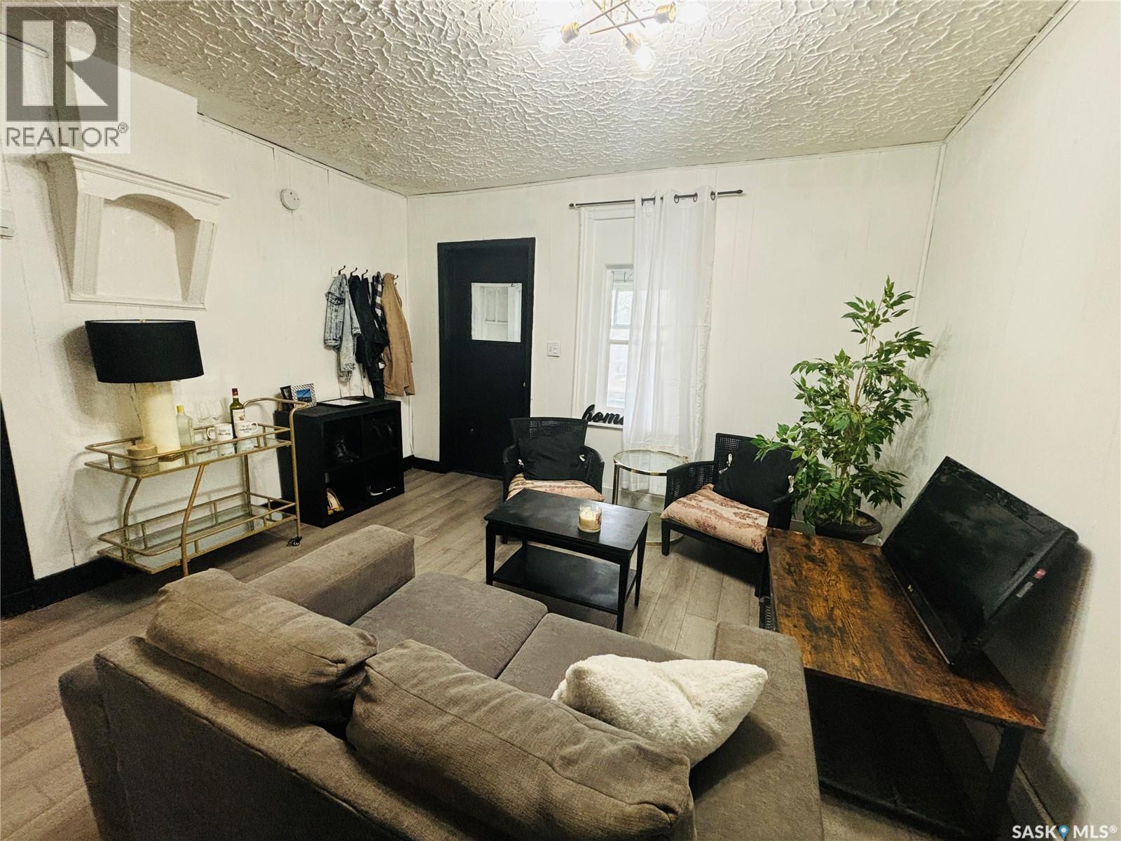 1235 12th AVENUE, Regina — photo 4